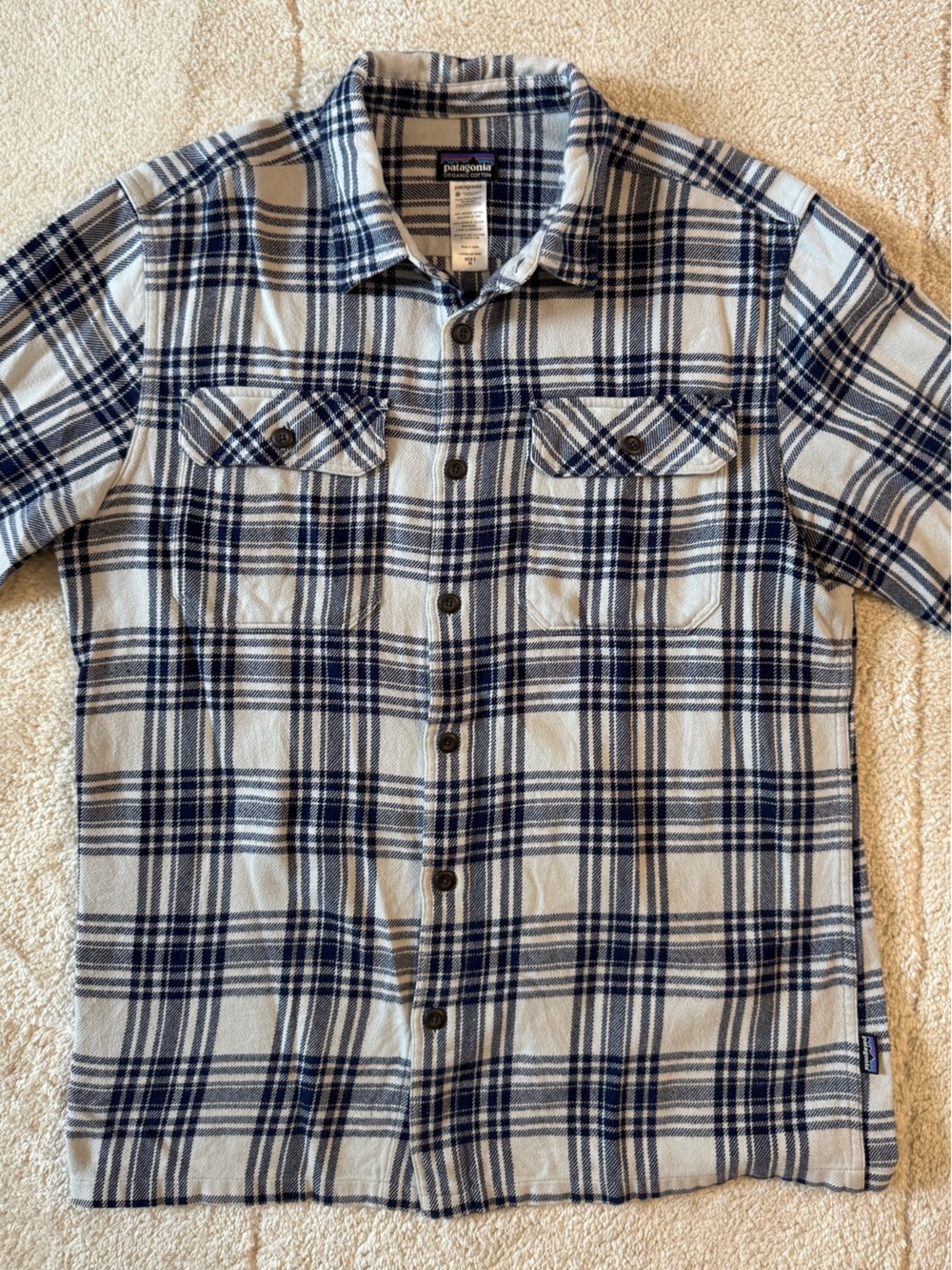 Patagonia Navy & white Flannel